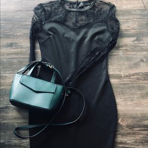 🌻Kardashian Kollection Black Lace Dress🌻